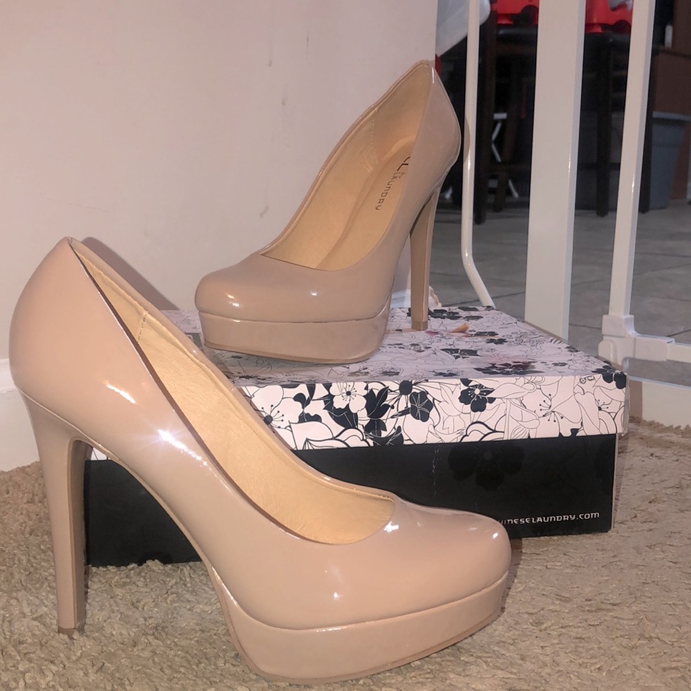 Nude heel